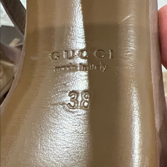 Gucci Women's Blush Heels - Picture 7 of 7